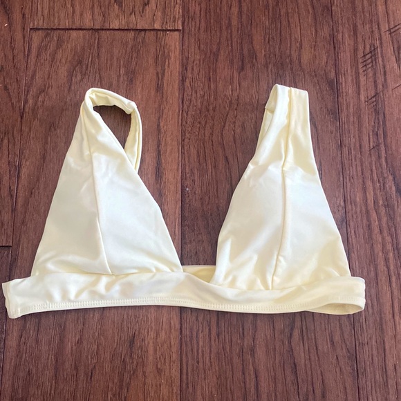 Baby yellow bikini set - Picture 2 of 3